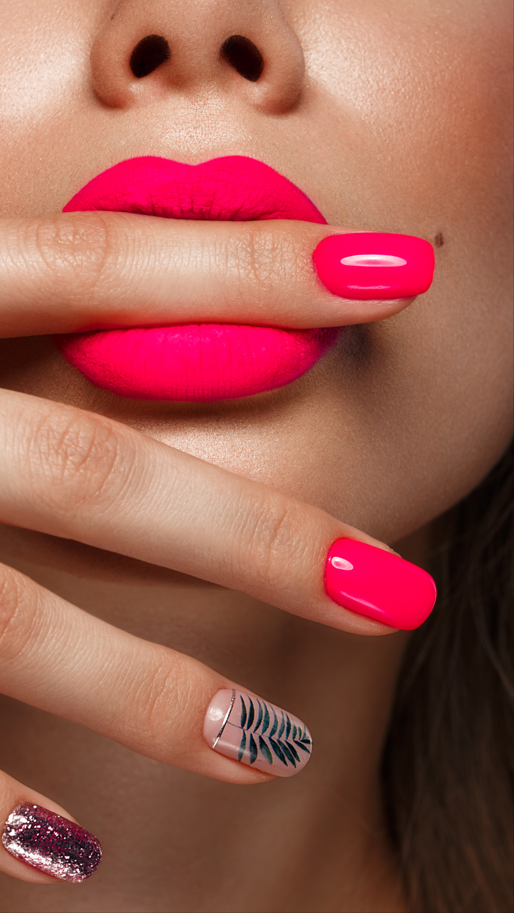 EC Glow: Donde el arte de uñas cobra vida